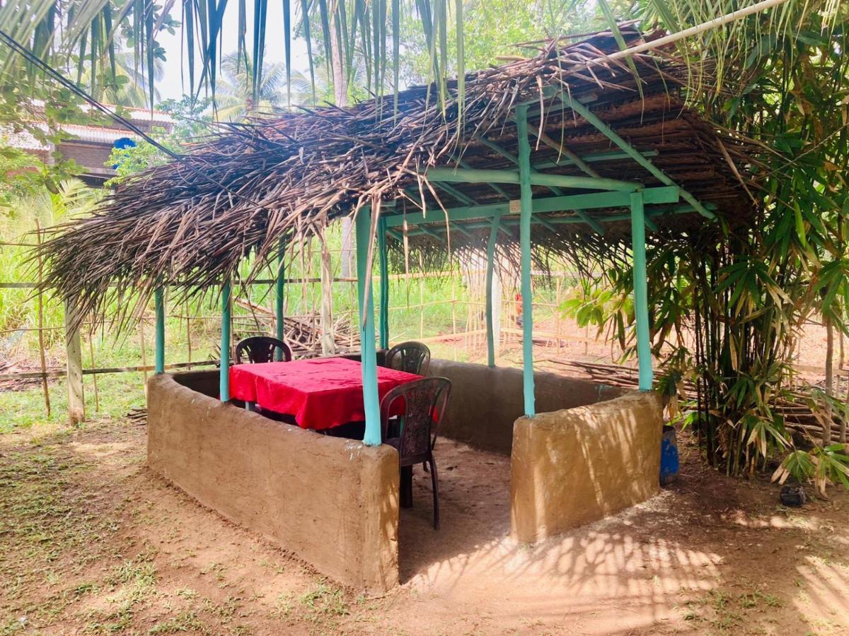 Bamboo Home Stay Hiriketiya Dickwella Exterior foto